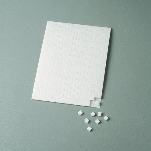 Klebekissen / 3D-Klebepads, doppelseitig, 5x5x1mm, 560 Stück, weiß